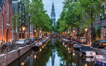 Private transfer: Rotterdam to Amsterdam, 2h Stop in The Hague
