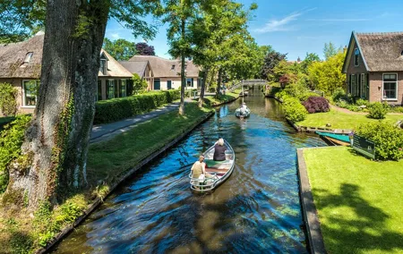 Private direct transfer from Rotterdam to Giethoorn