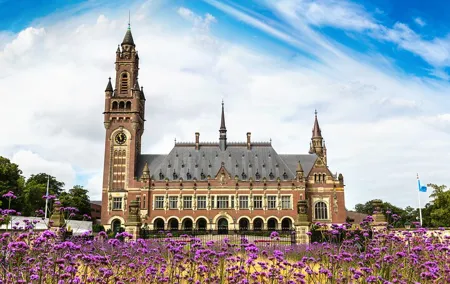 Explore Full Day Private Tour in Hague and Rotterdam
