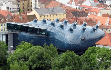 Private Bike Tour of Graz Top Attractions with Guide