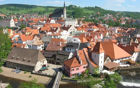 Private Return Day Trip from Linz to Cesky Krumlov with Guided Tour