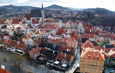 Private one way transfer from Linz to Cesky Krumlov