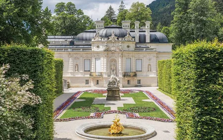 Private Tour to Neuschwanstein, Linderhof, Ettal and Oberammergau