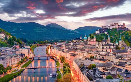 Private day trip from Munich to Salzburg, Hallstatt & back