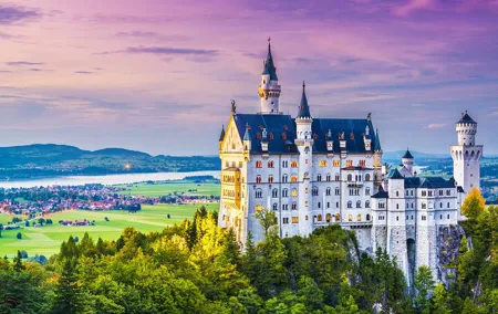 Neuschwanstein and Hohenschwangau Exclusive Skip-the-Crowds Tour