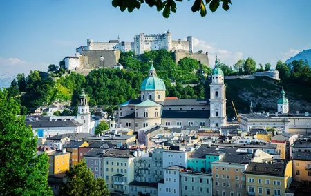 Private transfer from Munich to Salzburg or Salzburg to Munich