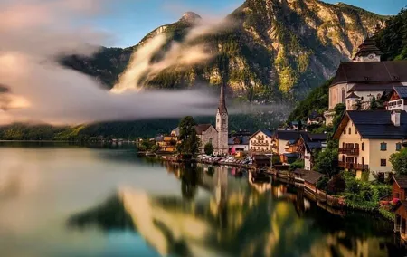 Private Day Tour of Salzburg and Hallstatt from Munich