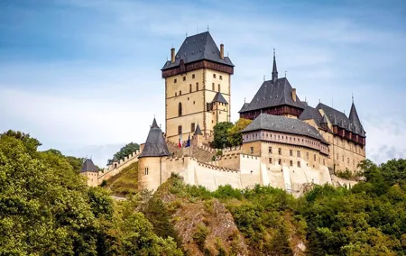 Munich-Prague One-Way Sightseeing Tour Bus