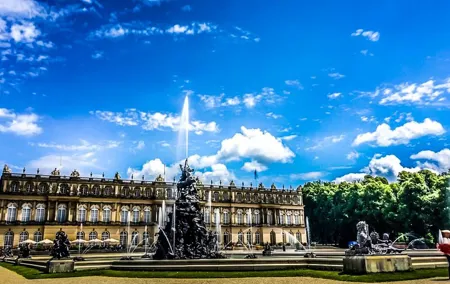 Private Herrenchiemsee Castle Tour from Munich with Cruise and Carriage Ride