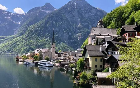 Hallstatt, Salzburg Alps & Lakes Private Deluxe Tour from Munich
