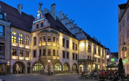Munich by Yourself (4-8hs) with English Chauffeur by Luxury Van