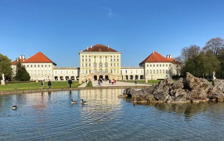 Munich Private Guided Walking Tour including Nymphenburg Palace