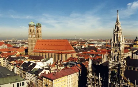 Private Transfer from Munich to Prague