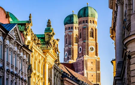 5 Top Churches in Munich Private Walking Tour