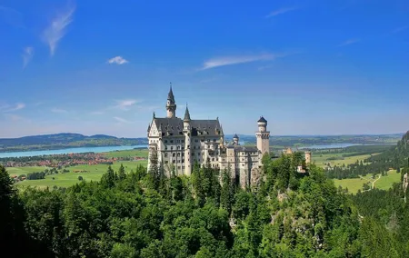 Round trip from Munich to Neuschwanstein castle in a private car