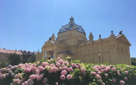 Private Transfer from Munich to Zagreb with 2h of Sightseeing