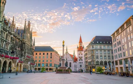Munich Old Town and Viktualienmarkt Private Tour and Tasting
