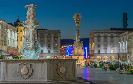 Transfer from Munich to Linz: Private daytrip with 2 hours for sightseeing
