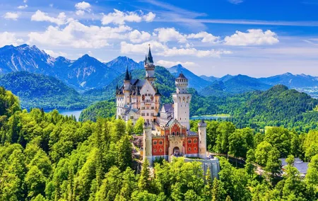 Full Day Private Tour Neuschwanstein Castle Linderhof from Munich