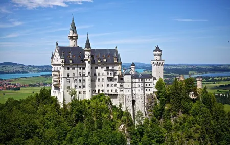 Private Daytrip to Neuschwanstein & Linderhof from Munich