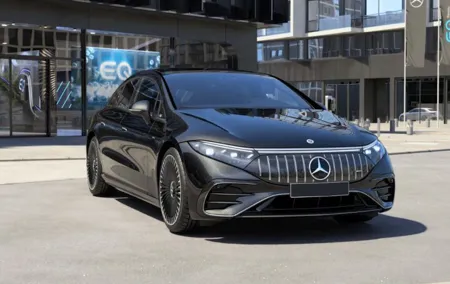 Special Private Transfer from Stuttgart to Mercedes-Benz Museum
