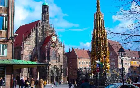 PRIVATE - Nuremberg Combo Tour WWII + Old Town