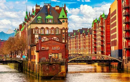 Bike Tour with a Private Guide: Hamburg Best Highlights
