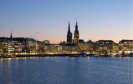 Hamburg Scavenger Hunt and Highlights Self-Guided Tour