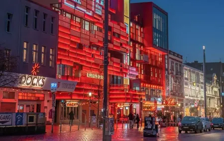 A Self-Guided Audio Tour of Hamburg‘s Red Light District
