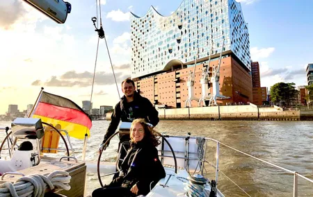 Authentic Sailingtrip "Beyond the Borders of the Port of Hamburg"