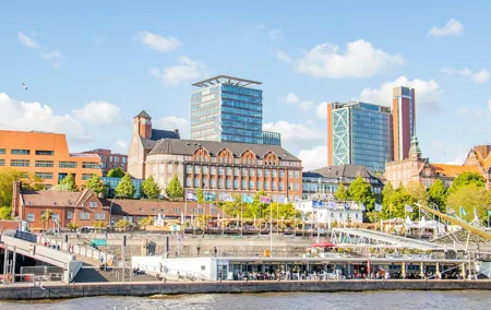 Architectural Hamburg: Private Tour with a Local Expert