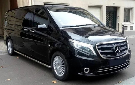 Arrival Private Transfers from Hamburg Airport XFW to Hamburg City