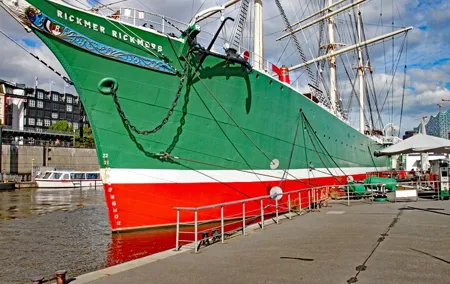 Rickmer Rickmers Museum Guided Tour with Transfers