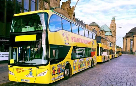 Hop-On Hop-Off Tour - Yellow Double Decker - GROUP TICKETS