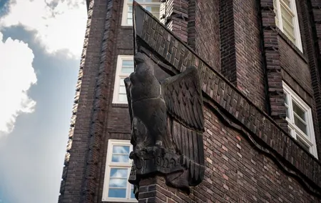 Hamburg Speicherstadt Walking Tour UNESCO and Elbphilharmonie