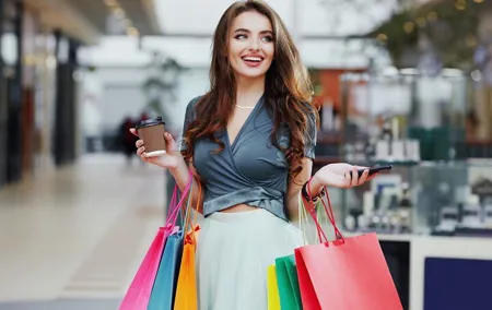 Private Shopping Tour from Hamburg hotels to Outlet Neumünster
