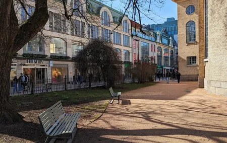 Headless Horseman in Gothenburg: Self-Guided Ghost Tour Game