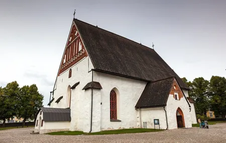 Day to Porvoo from Helsinki: Medieval Old Town Guided Tour
