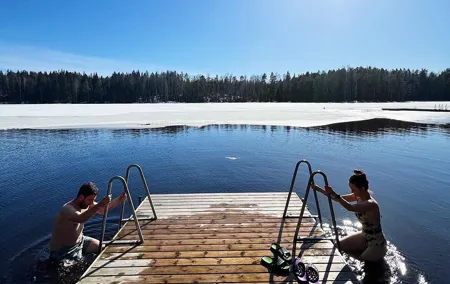 National Park Hike & Finnish Smoke Sauna Experience with Campfire Lunch