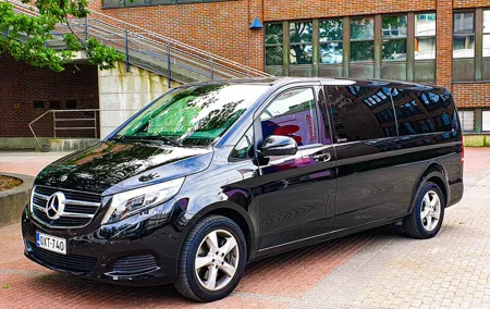 Private VIP Transfer from or to Helsinki Airport
