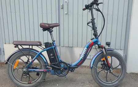 E-Bike rental / Self-Guided tour to Seurasaari