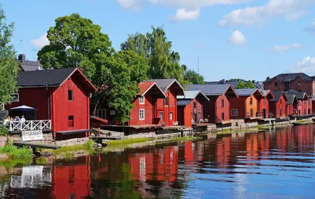 Helsinki & Porvoo in 4 Hours – A Private Luxury Tour