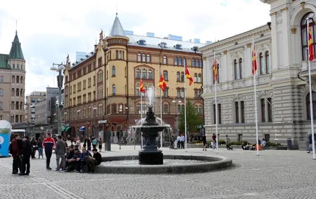 Day tour Helsinki - Tampere by private car with guide