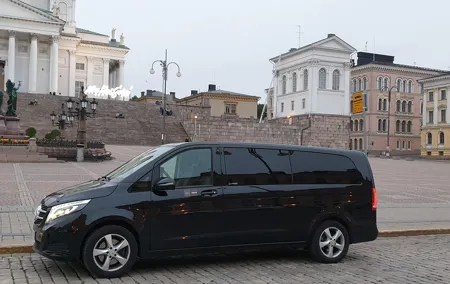 Private sightseeing tour around Helsinki by VIP car for 1-6 pax.