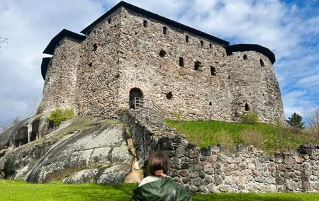 Stones & Slices: Raasepori Castle Ruins, Ekenäs Old Town & Pizza