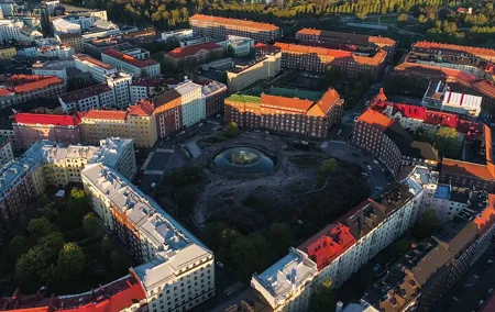 Full-Day Tour of Helsinki Landmarks and Porvoo's Old Town