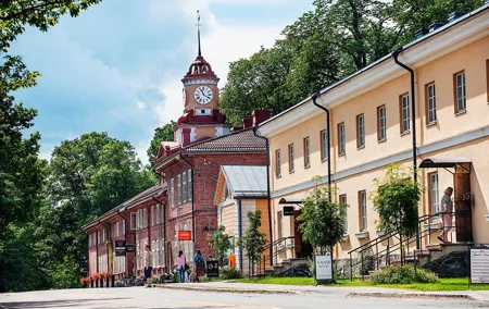 Private Half-day Fiskars Village Tour from Helsinki by Car