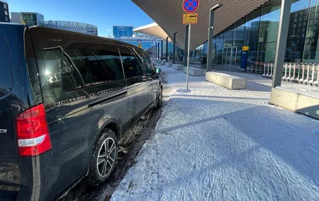 Private Transfer from Helsinki Vantaa Airport to City Centre
