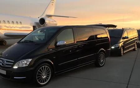 Helsinki Airport (HEL) to Helsinki - Round-Trip Private Transfer