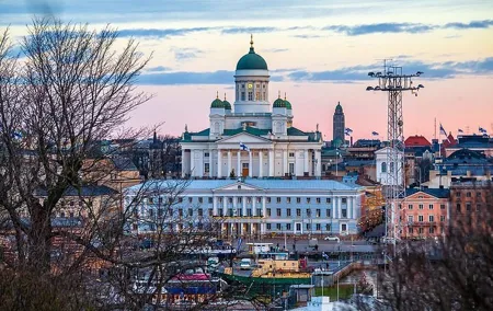 Private city tour of Helsinki with driver and guide - Hotel or cruise pick up
